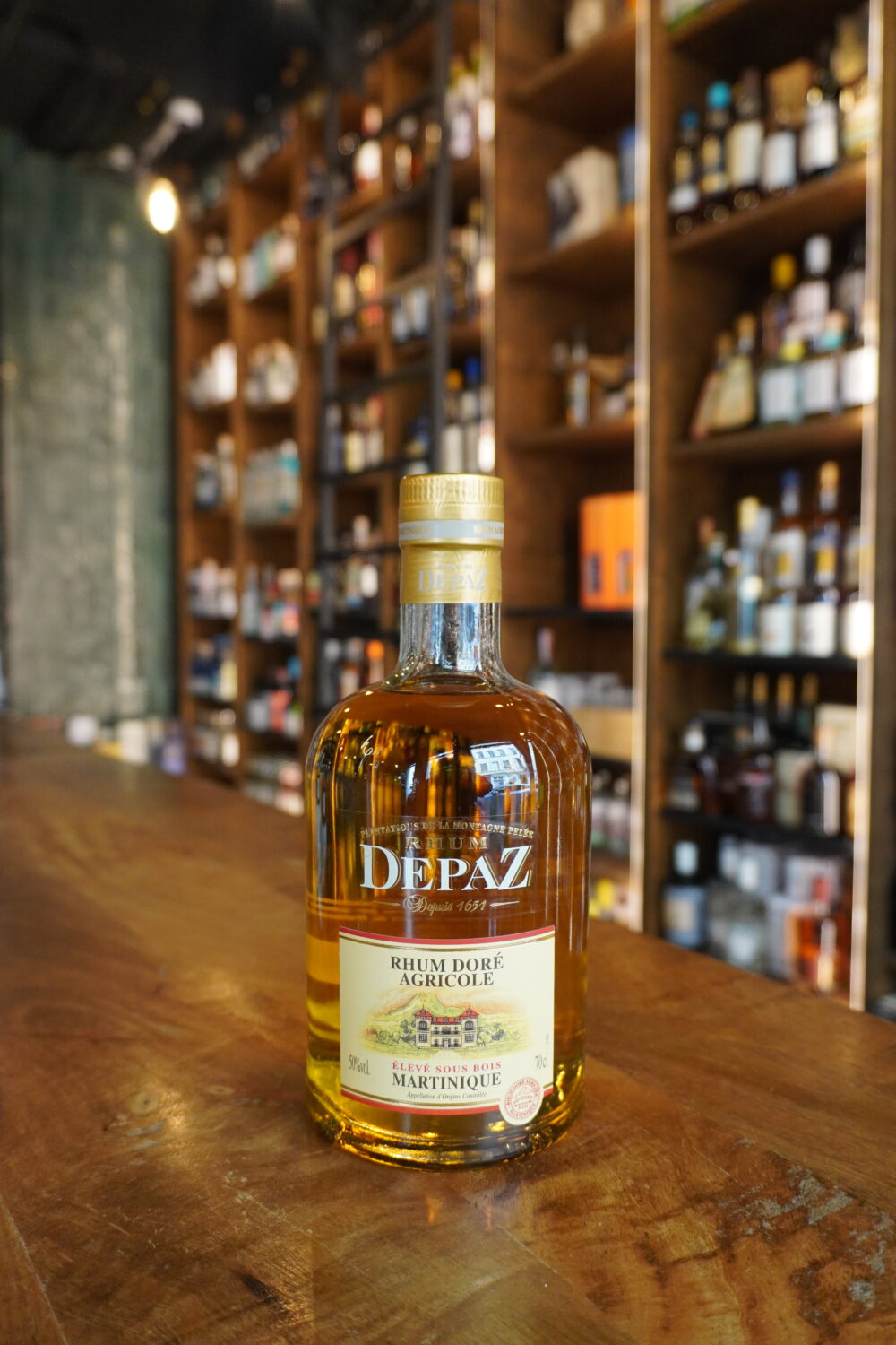 DEPAZ ELEVE SOUS BOIS